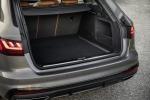 Audi A4 Avant 40 TDI S-Line Quattro 2019 года (WW)